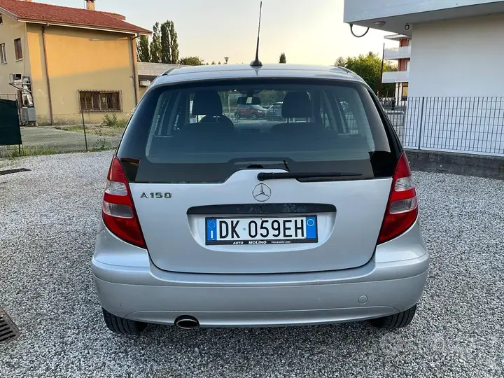 Mercedes-Benz A 150 2006 photo 3