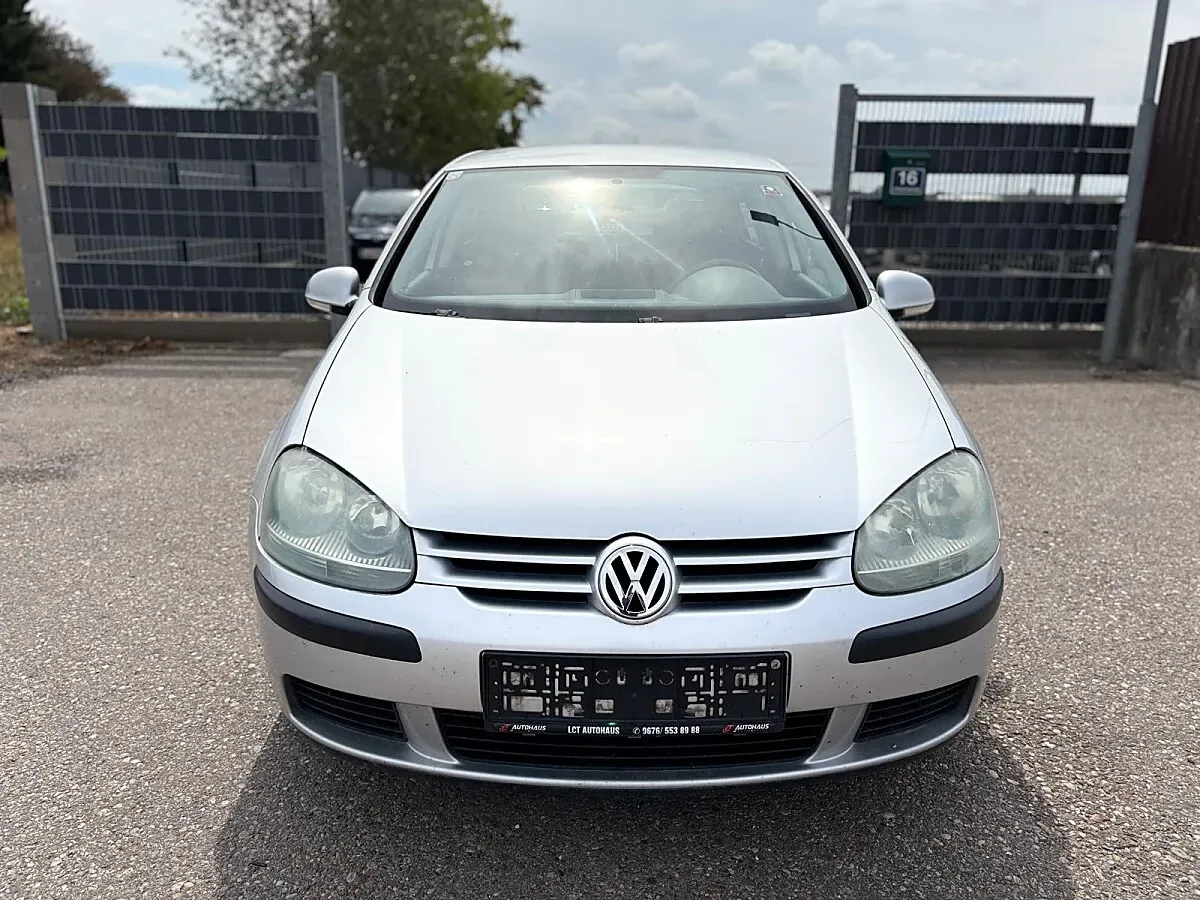 Volkswagen Golf 2004 photo 2
