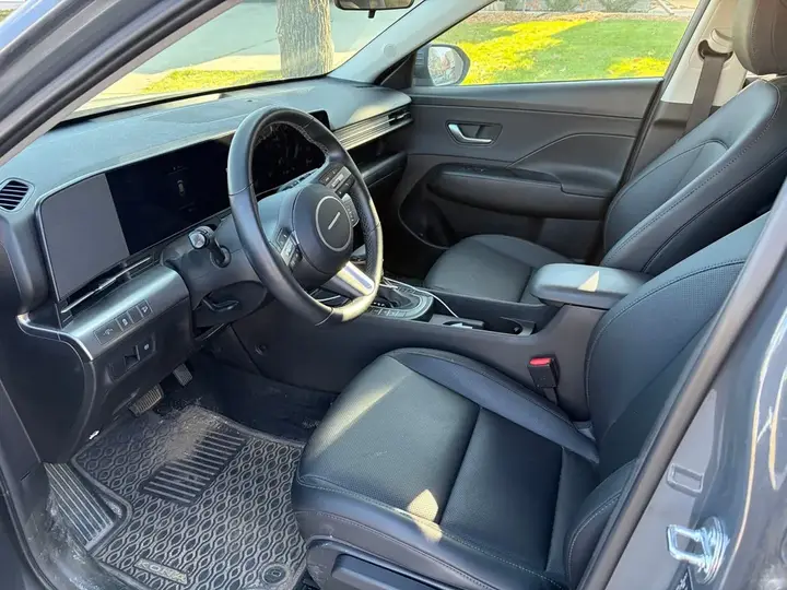 Hyundai Kona 2025 photo 2