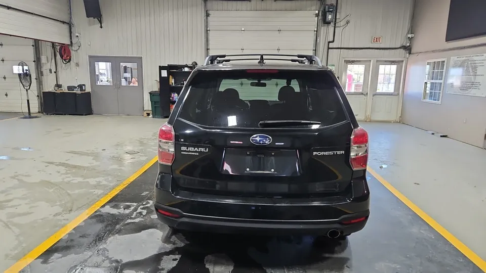 Subaru Forester 2016 photo 4