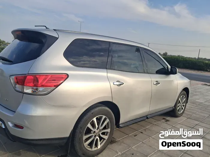 Nissan Pathfinder 2014 photo 3