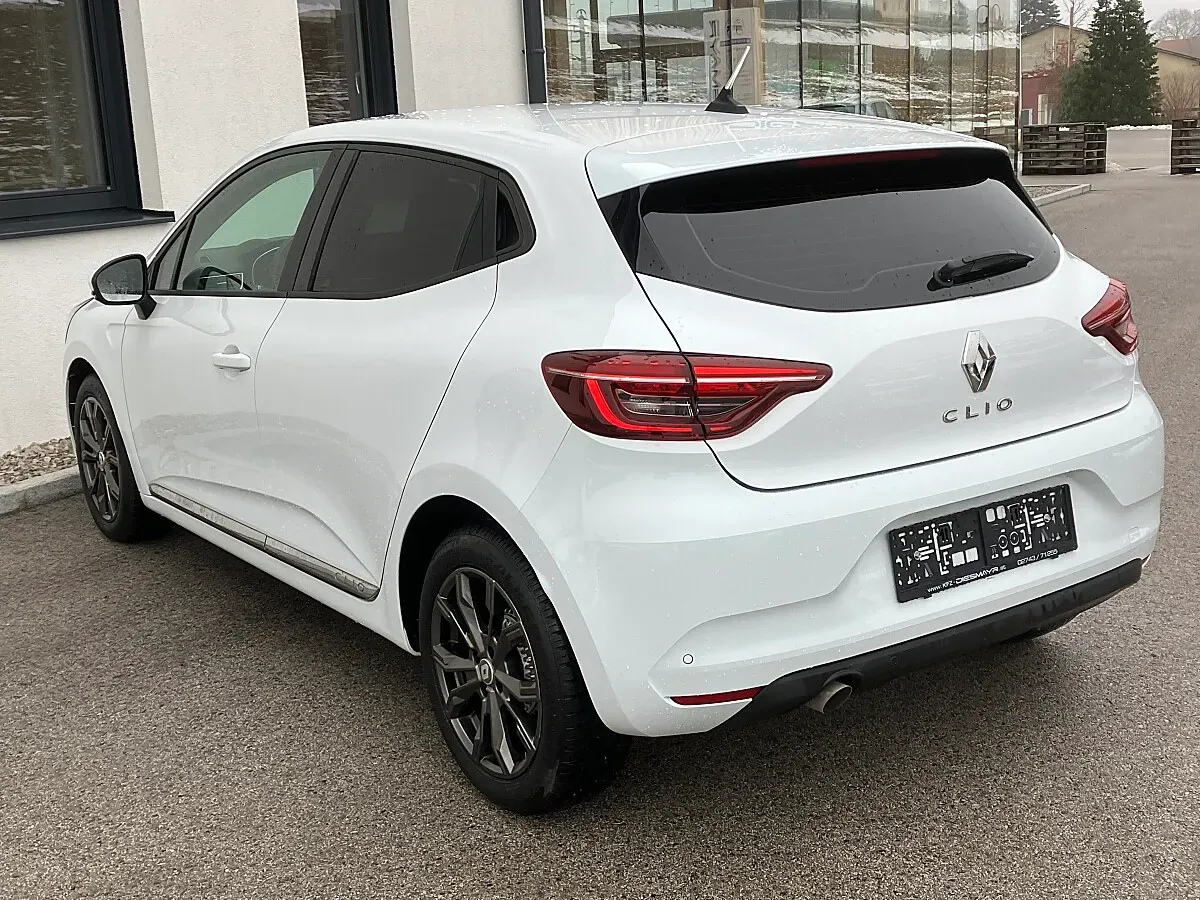 Renault Clio 2021 photo 3