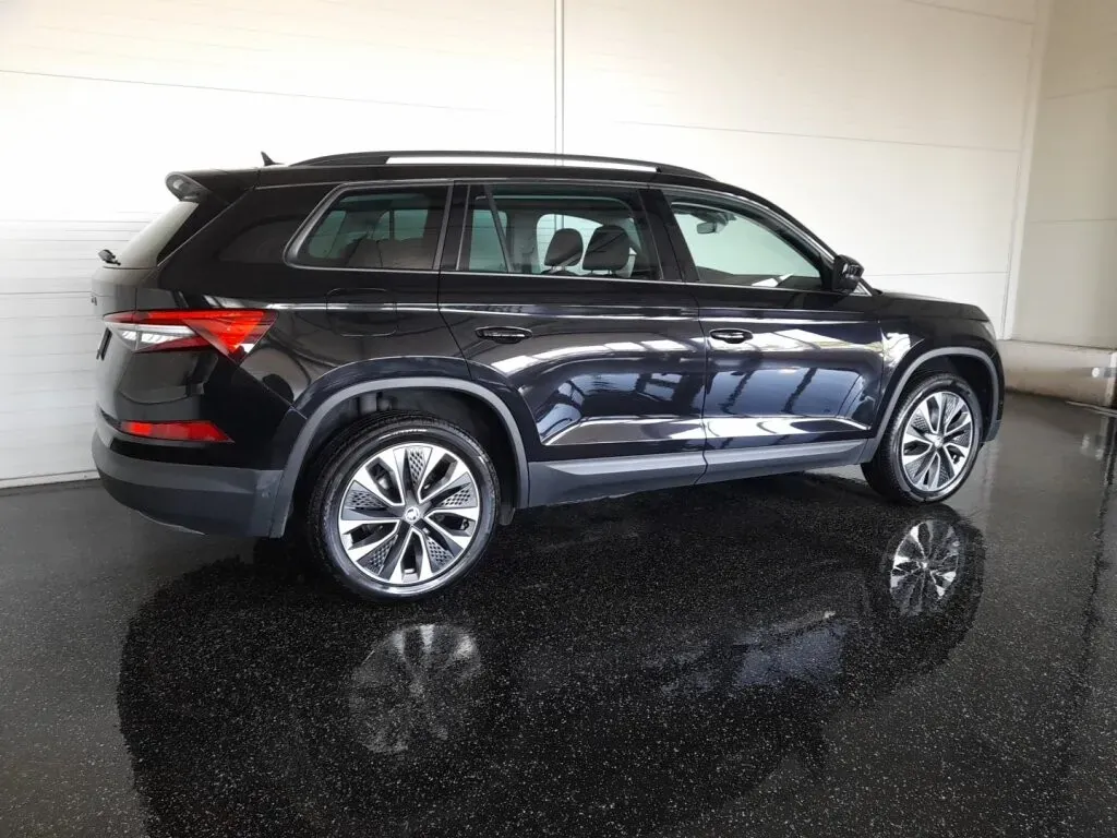 Skoda Kodiaq 2023 photo 2
