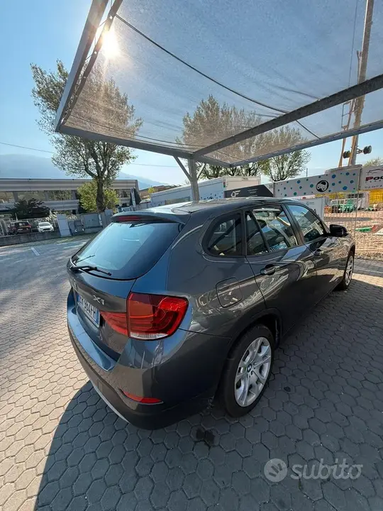 BMW X1 2013 photo 2
