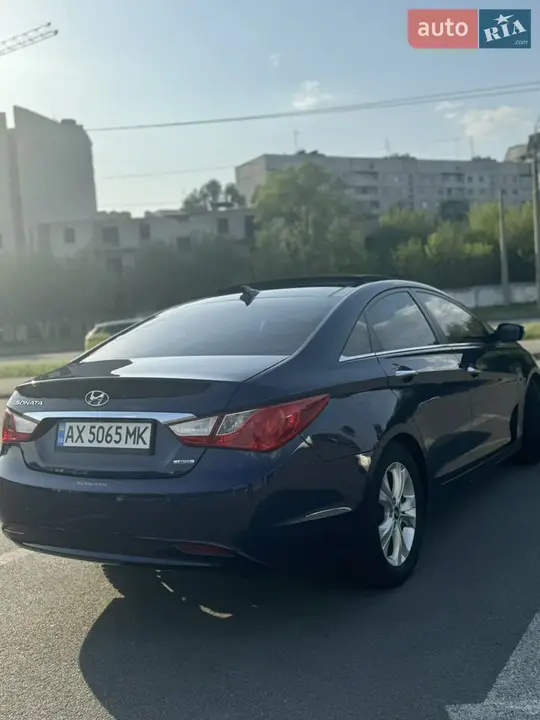 Hyundai Sonata 2012 photo 4
