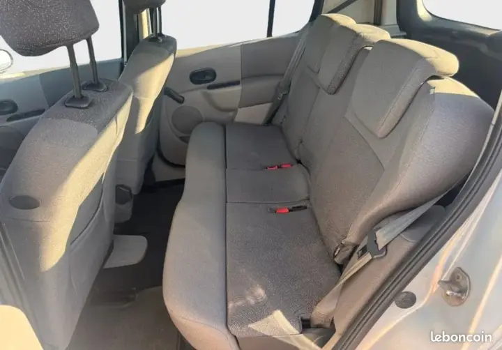 Renault Modus 2005 photo 3