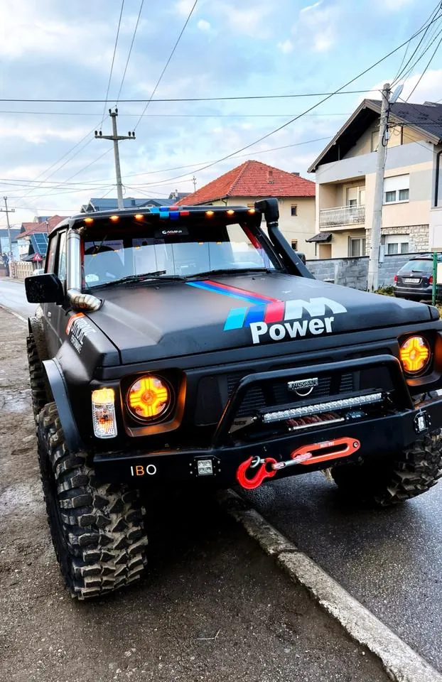 Nissan Patrol Y60