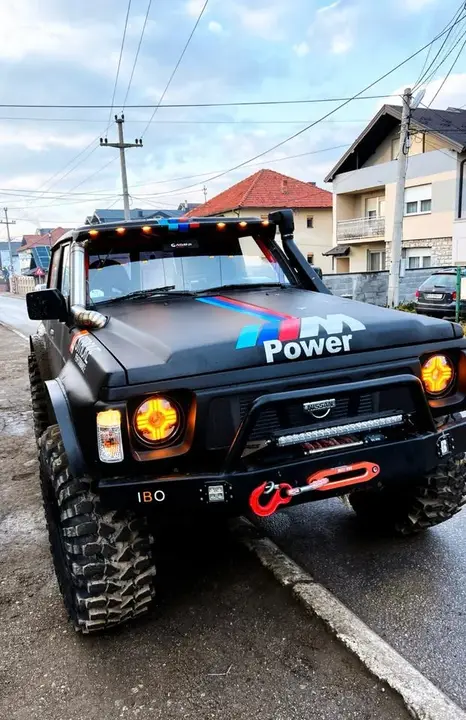 Nissan Patrol Y60