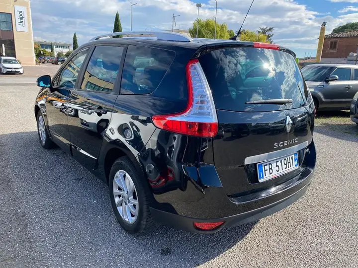 Renault Scenic 2015 photo 4