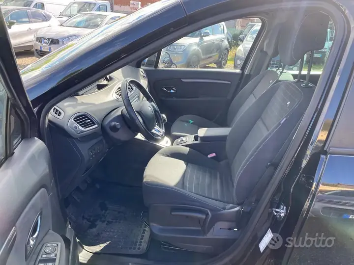 Renault Scenic 2015 photo 5