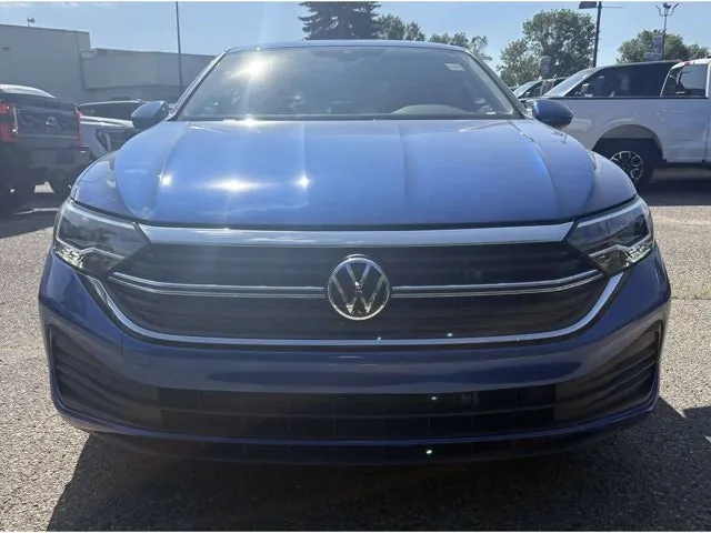 Volkswagen Jetta 2024 photo 4