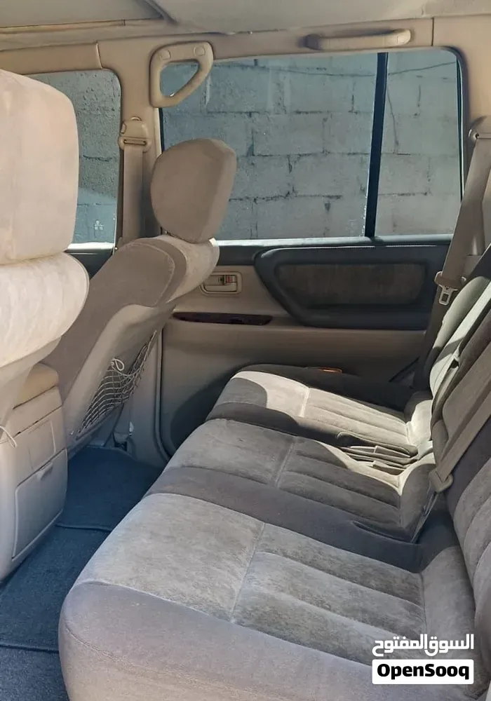 Toyota Land Cruiser 2002 photo 4