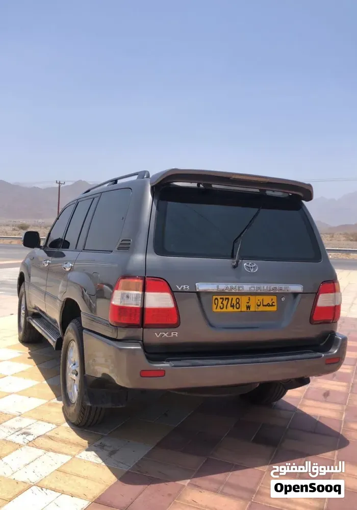 Toyota Land Cruiser 2002 photo 5