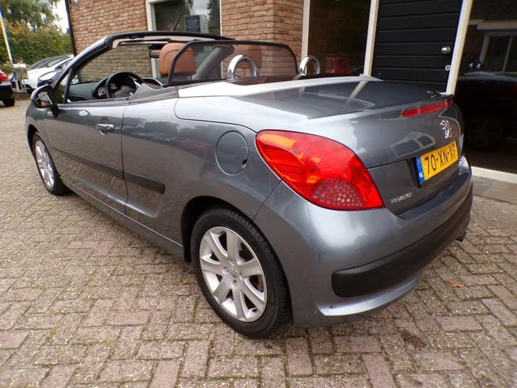Peugeot 207 Cc 2007 photo 3