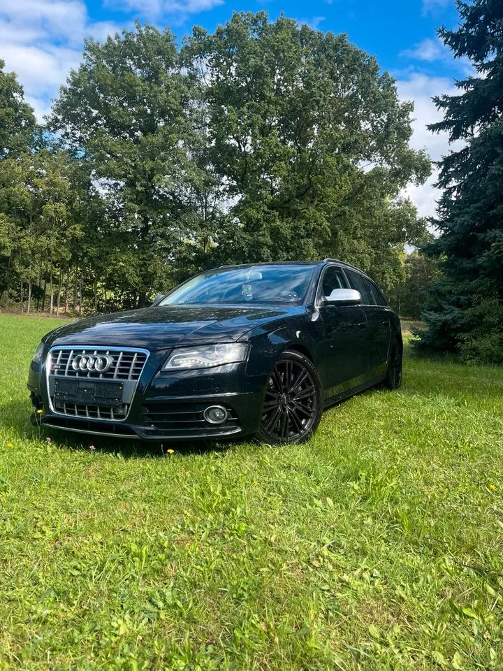 Audi S4