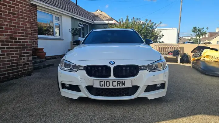 BMW 3 Series 2014 photo 2