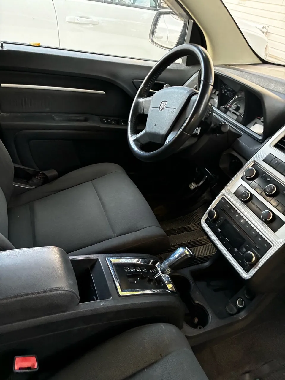 Dodge Journey 2010 photo 2