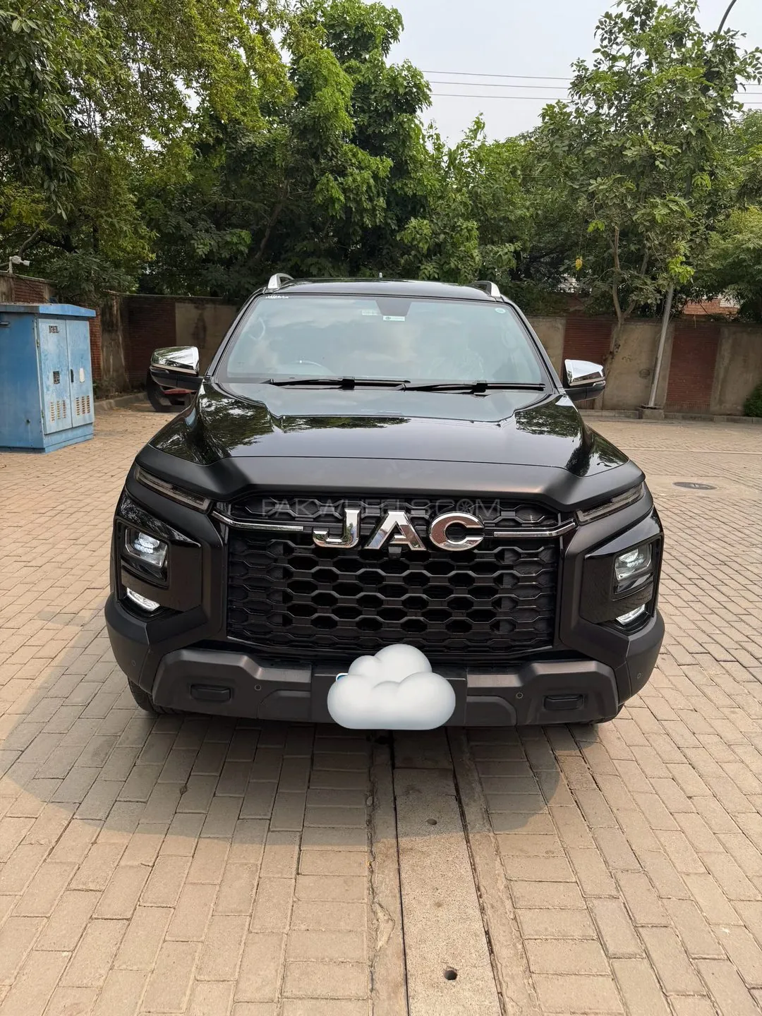 JAC T9