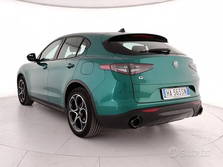 Alfa Romeo Stelvio 2025 photo 5