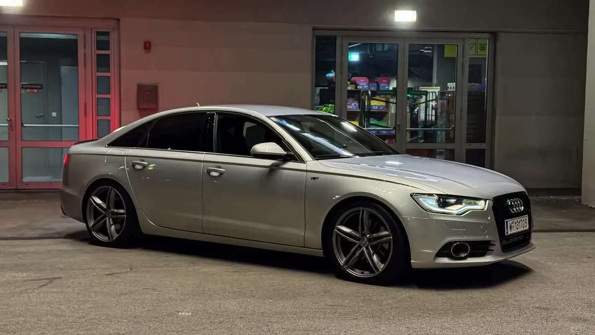 Audi A6 2013 photo 2