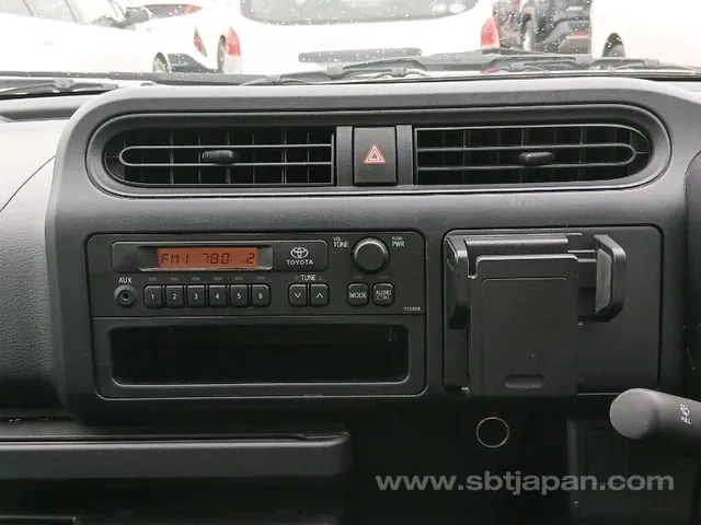 Toyota Probox Van 2015 photo 5