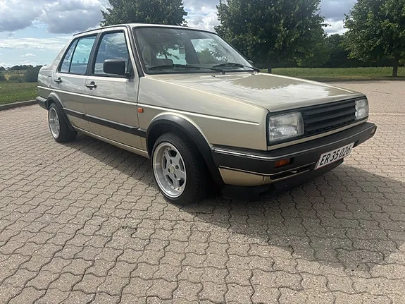 Volkswagen Jetta 1989 photo 3