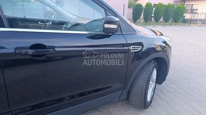 Ford Kuga 2013 photo 2