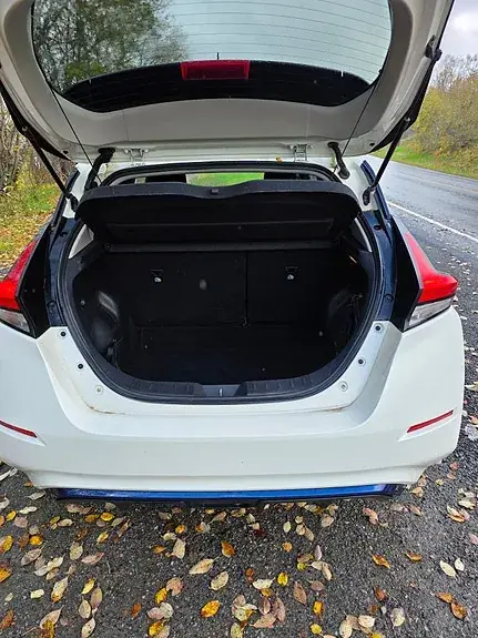 Nissan Leaf 2018 photo 2