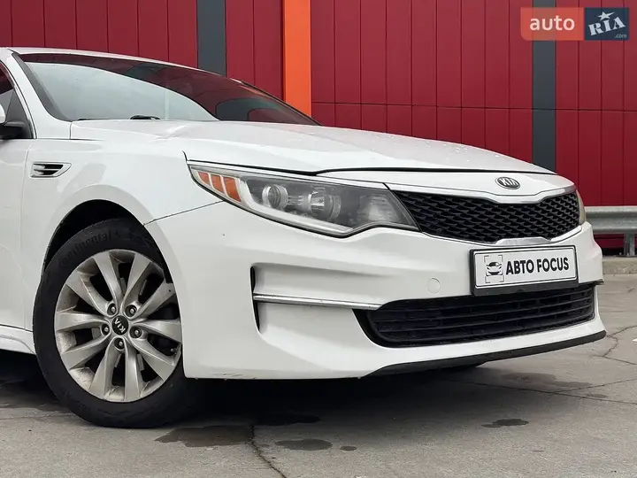 Kia Optima 2016 photo 2