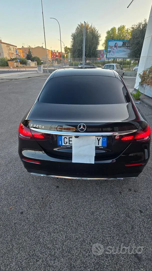 Mercedes-Benz E
