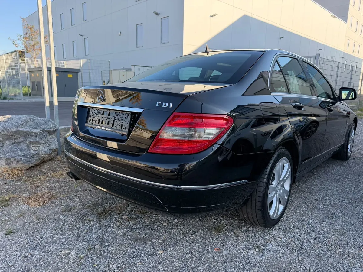 Mercedes-Benz C-Class 2007 photo 3
