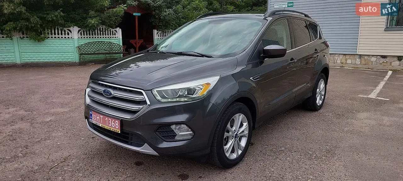 Ford Escape 2017 photo 2