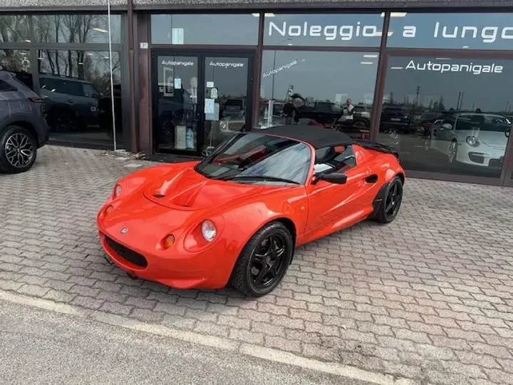 Lotus Elise 1999 photo 2