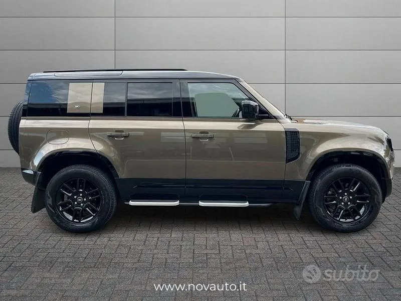 Land Rover Defender 2022 photo 3
