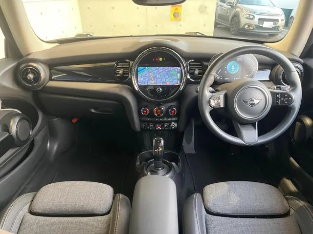 Mini Cooper 2021 photo 2