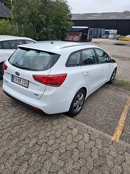 Kia Ceed 2013 photo 3