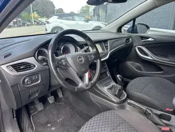 Opel Astra Sports Tourer 2020 photo 3