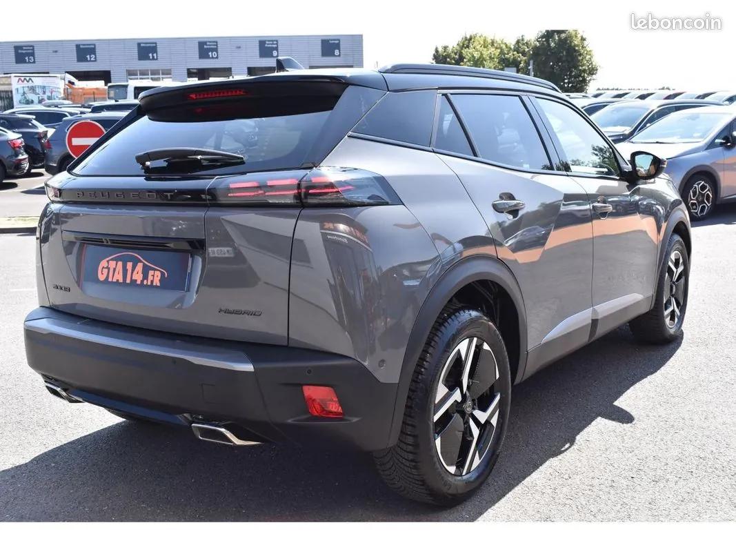 Peugeot 2008 2025 photo 2