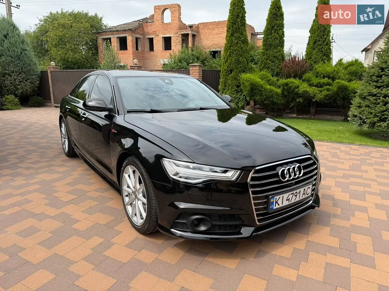 Audi A6 2017 photo 2