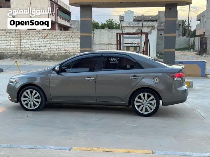Kia Forte 2010 photo 4