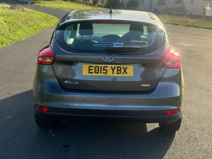 Ford Focus 2015 photo 5