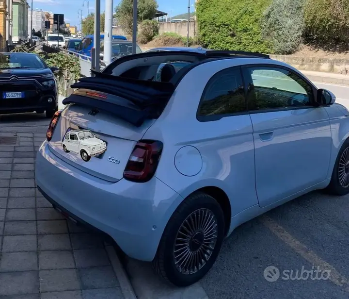 Fiat 500 2021 photo 2