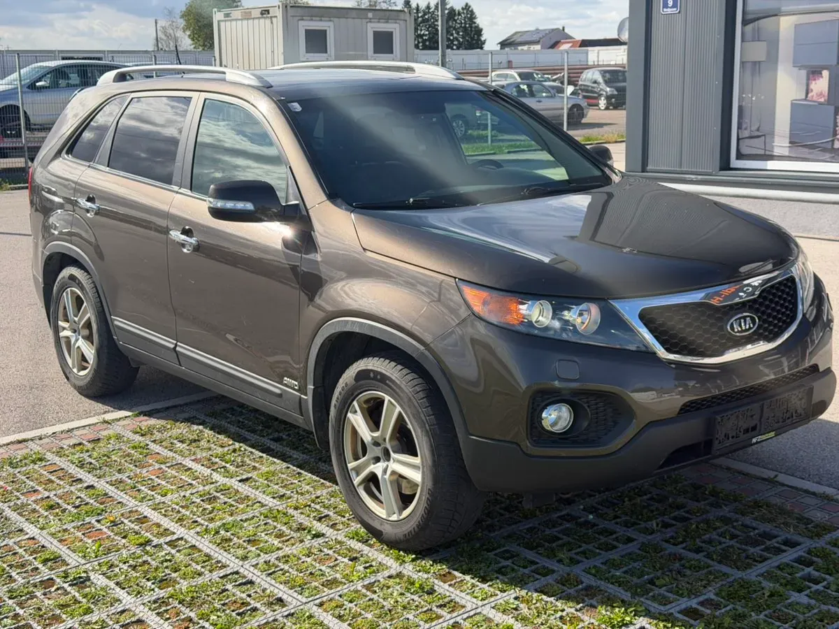 Kia Sorento 2011 photo 3