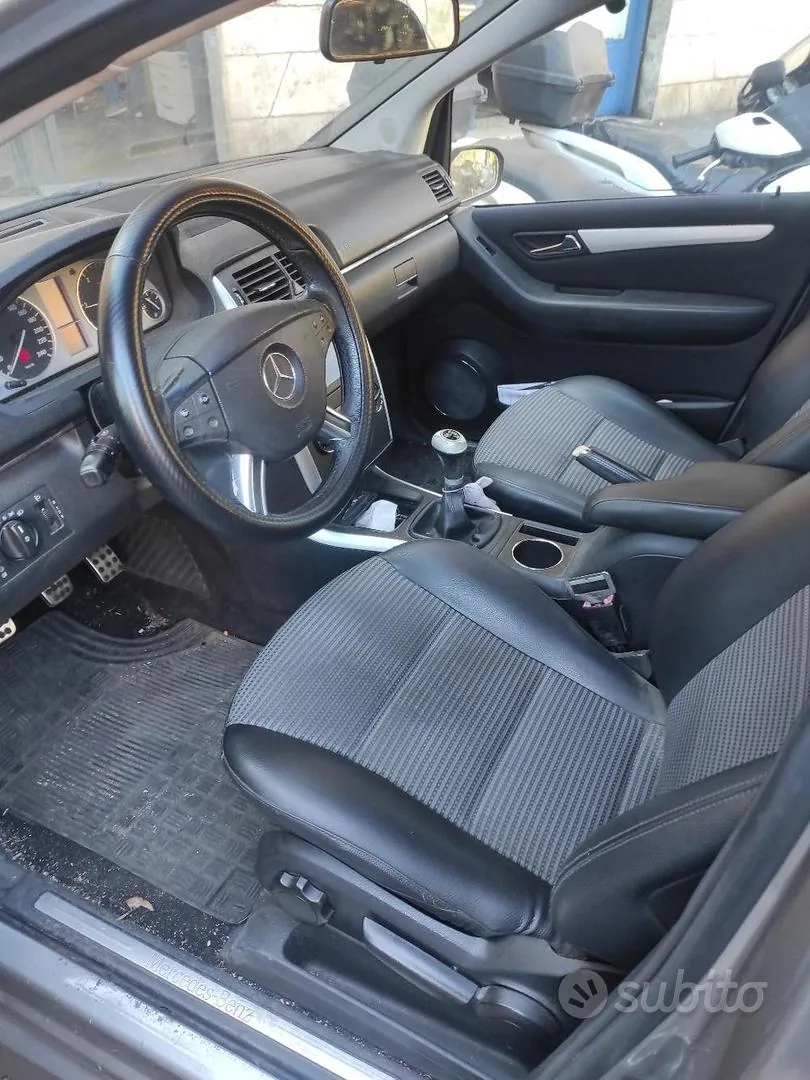 Mercedes-Benz B180 2007 photo 5