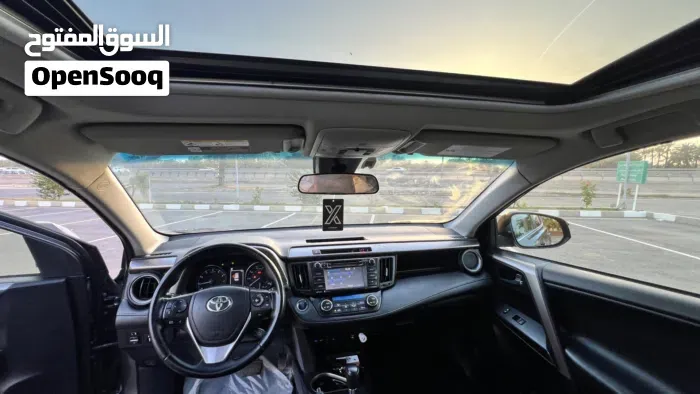 Toyota Rav4 2018 photo 2