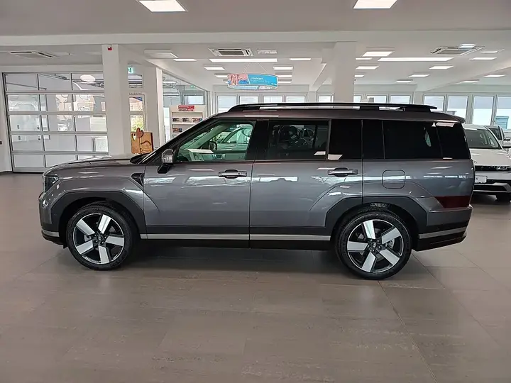 Hyundai Santa Fe 2025 photo 3