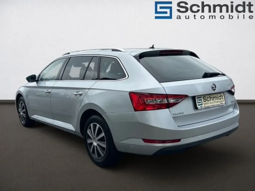 Skoda Superb 2016 photo 3