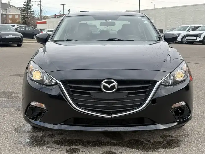 Mazda Mazda3 2015 photo 2