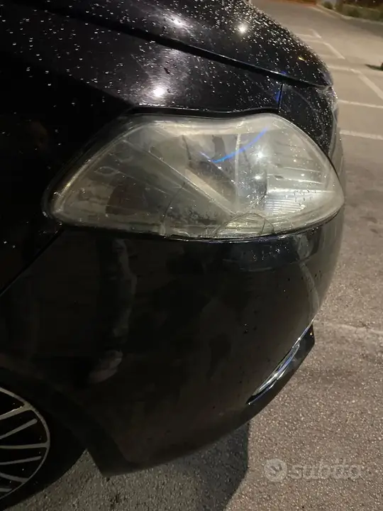Lancia Ypsilon 2015 photo 2
