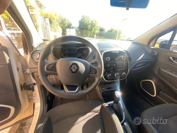 Renault Captur 2018 photo 4